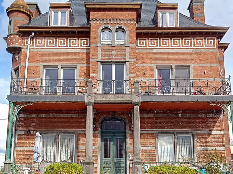 Unieke erfgoed stadsvilla met bouwgrond en kantoorgebouw te Sint-Agatha-Berchem