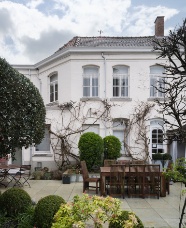 stone_memory_estate-photo_album-1745391320
