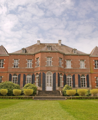 stone_memory_estate-photo_album-1751312004