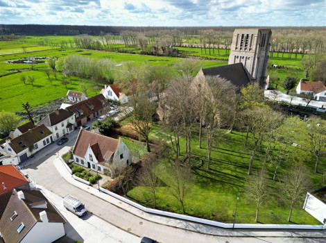 Betoverende pastorie Sint-Kwinten op het begeerde Damme