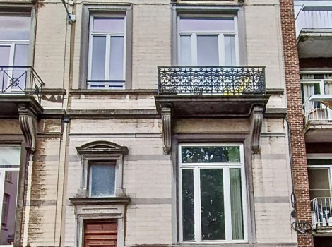 Prachtig Herenhuis in een gegeerde wijk van Elsene