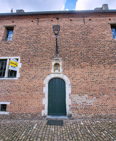 stone_memory_estate-photo_album-1761039688