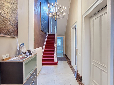 Elegant Herenhuis in een gegeerde wijk van Brussel