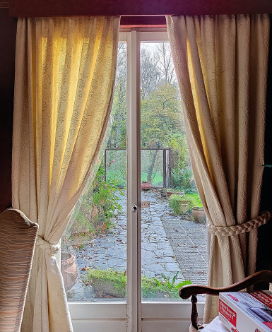 stone_memory_estate-photo_album-1764778094