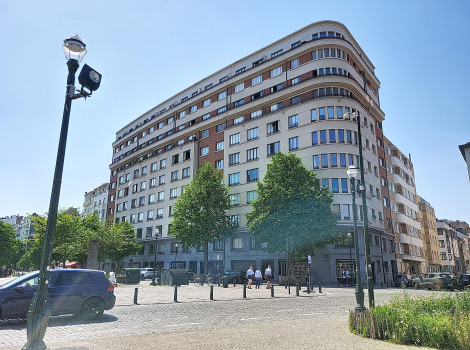 Lichtrijk appartement in het iconisch Odeon-gebouw