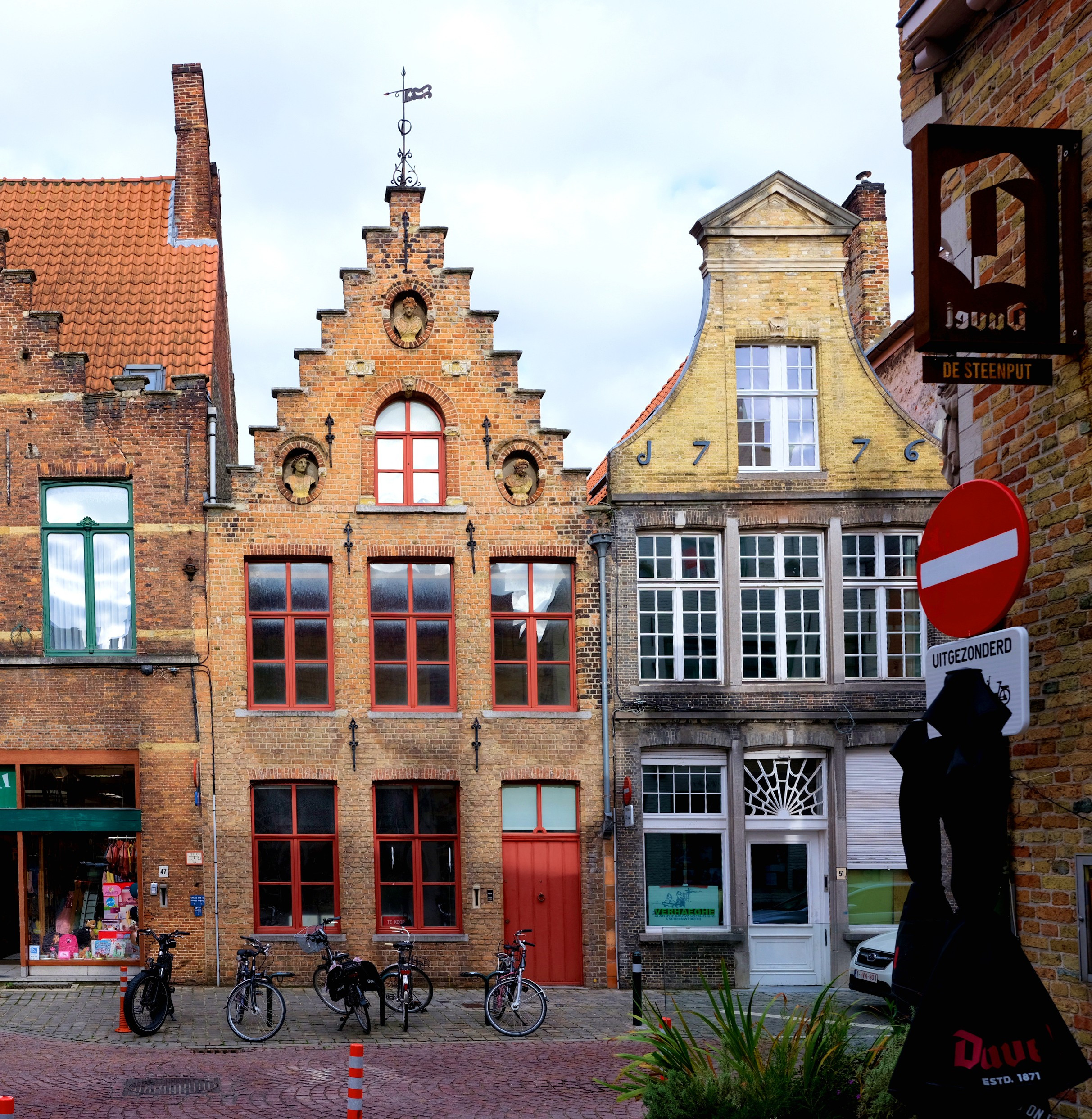 Prachtig bourgeoishuis dat deel uitmaakt van het Brugse erfgoed Sint-Jakobs