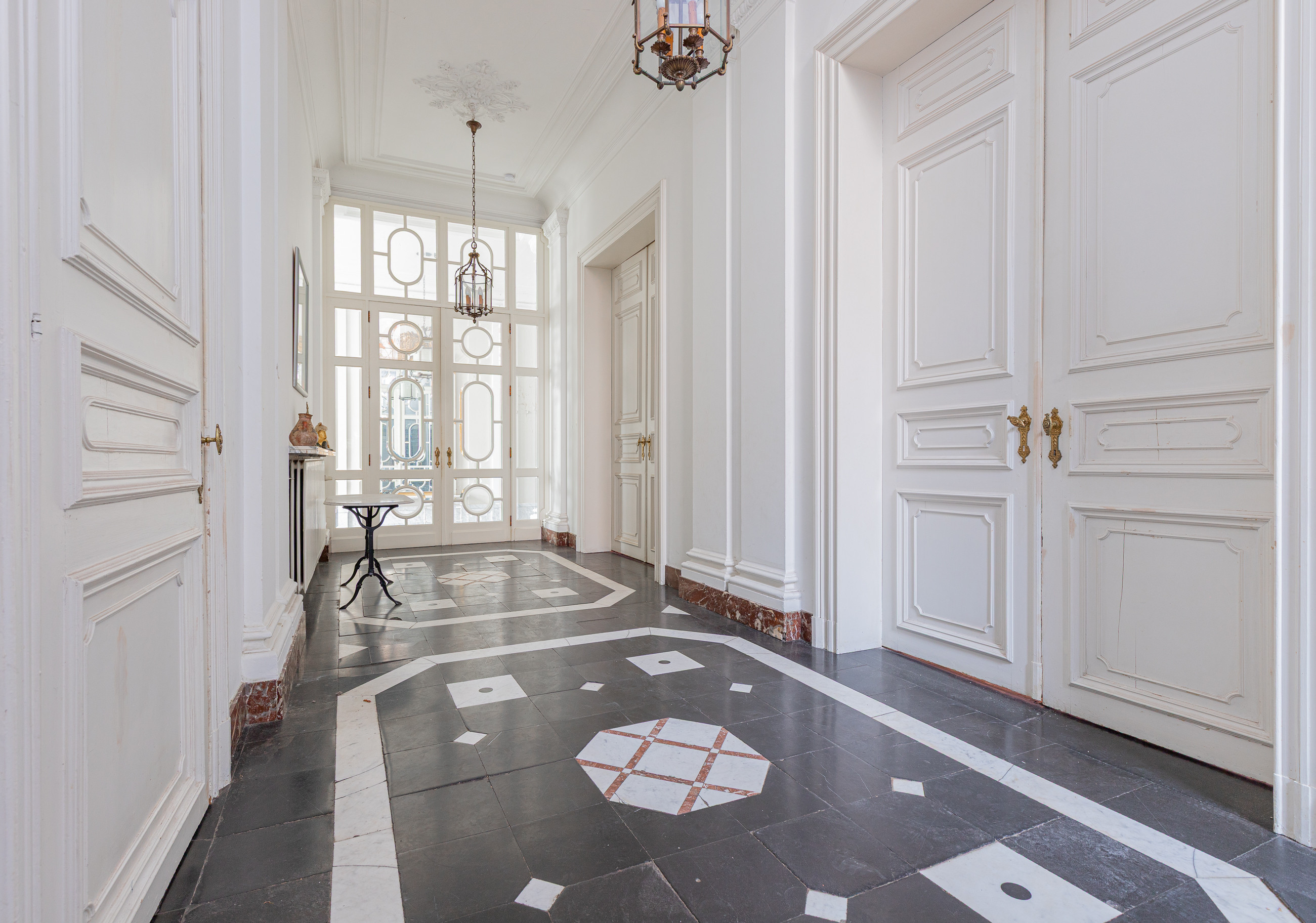 Prachtig herenhuis te koop in het hart van Aalst