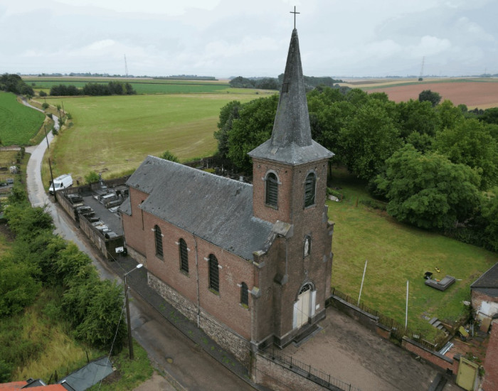 Charmant Sint-Cunibertuskerk uit het wondermooie Haspengouwse erfgoed