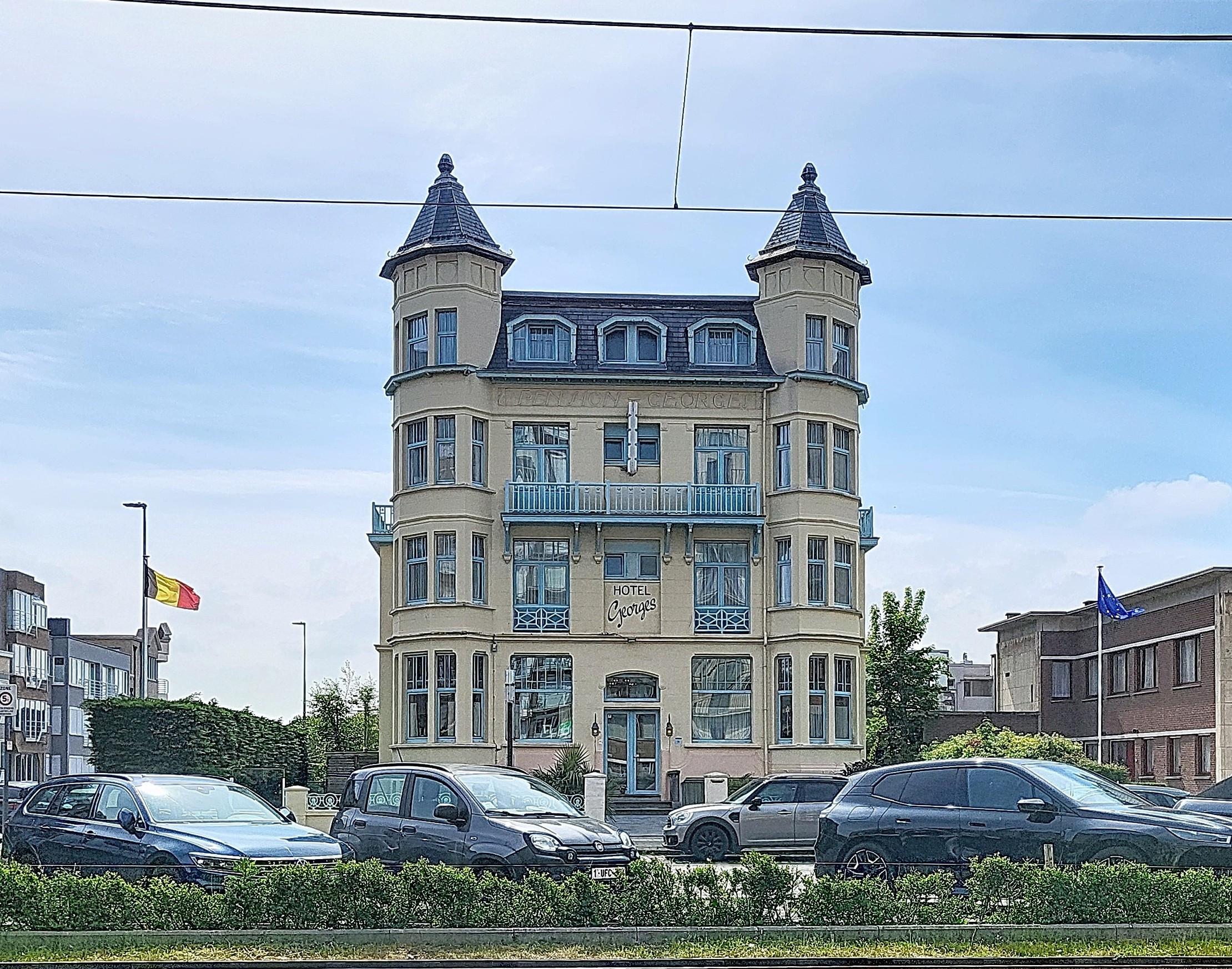 Charmant karaktervol hotel aangeboden via Share Deal aan de Belgische kust